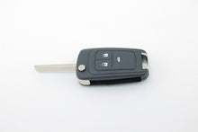Load image into Gallery viewer, To Suit Holden Barina/Cruze/Trax 3 Button Remote Flip Key Blank Shell/Case - Battery Mate